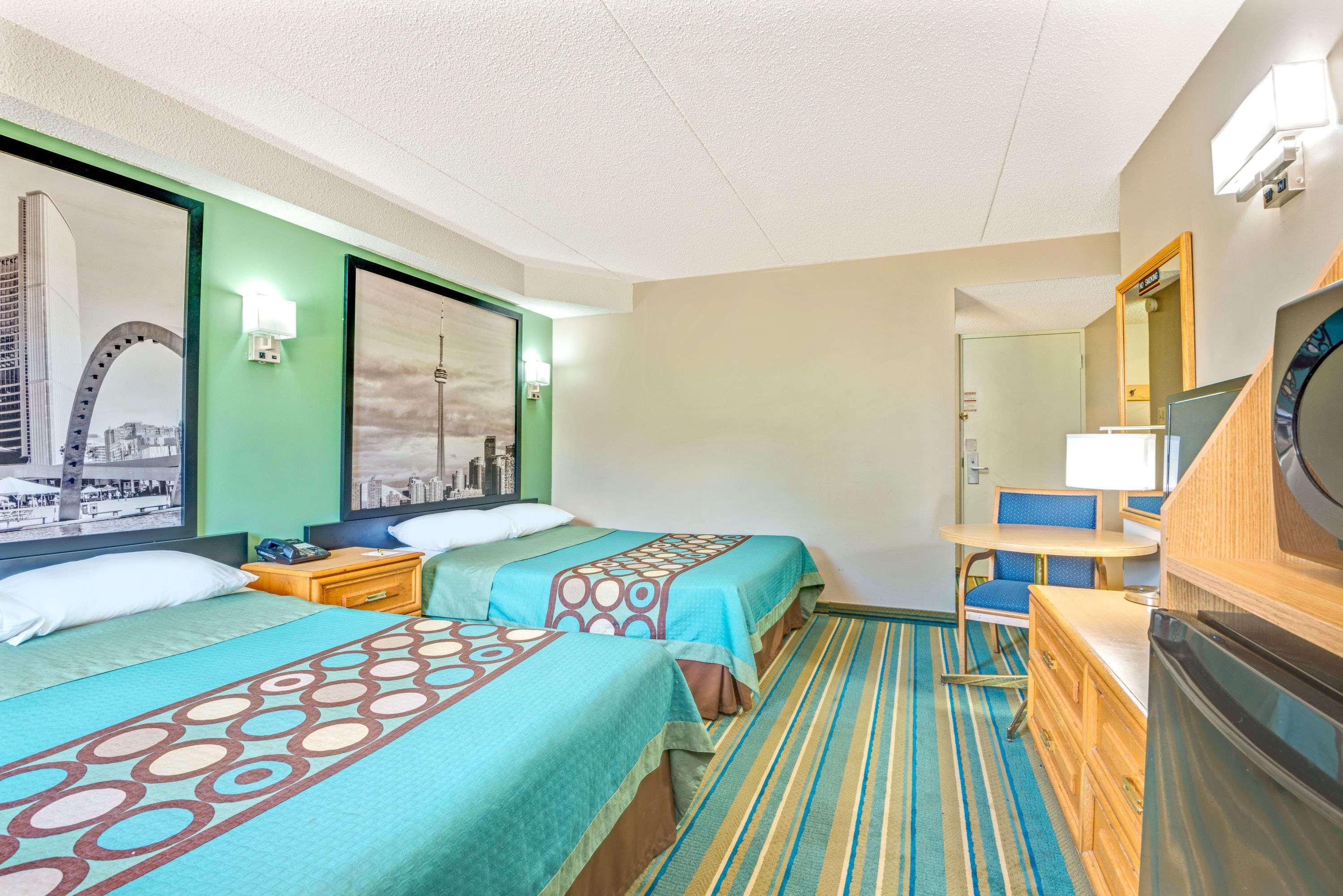 Hotel Super 8 By Wyndham Toronto East On Esterno foto